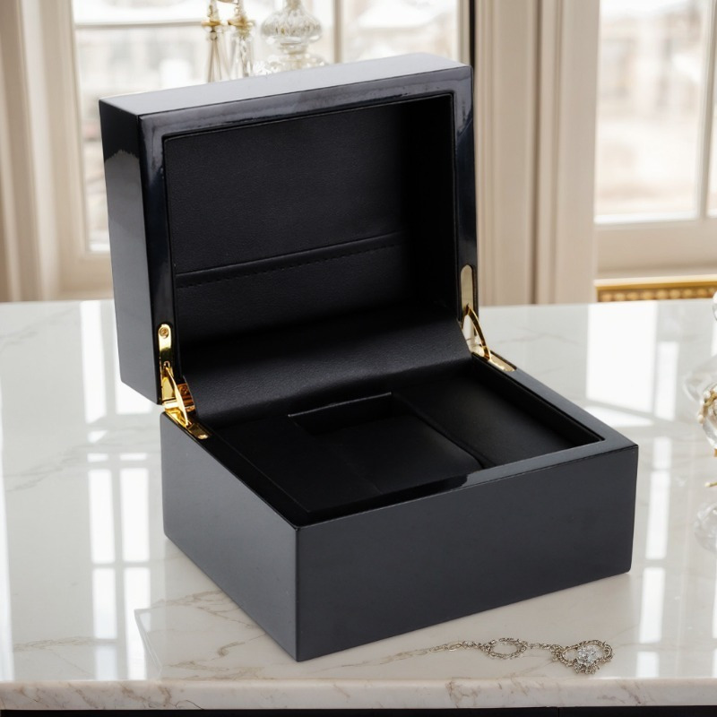 High-quality Black Watch Stora - đánh giá và giá Best Jewelry Watches
