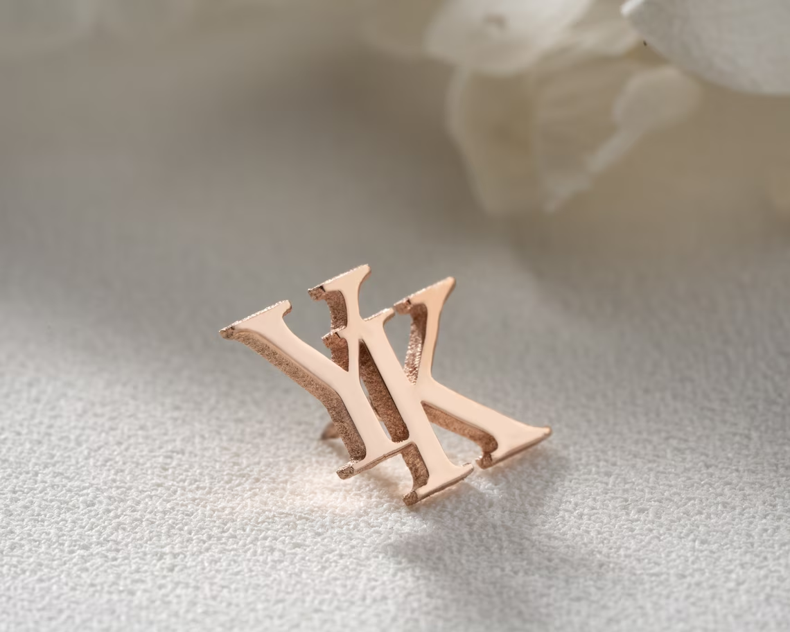 Personalized Initials Jacket L - đánh giá và giá Vintage Brooch Pin