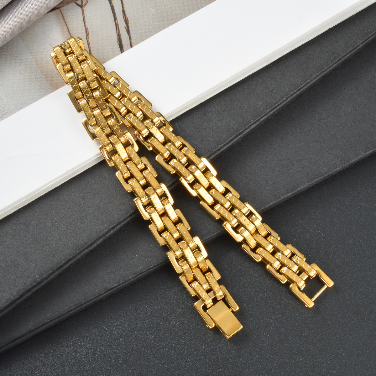 Retro Watch Band Link Bracelet - đánh giá và giá Unique Jewelry Watches