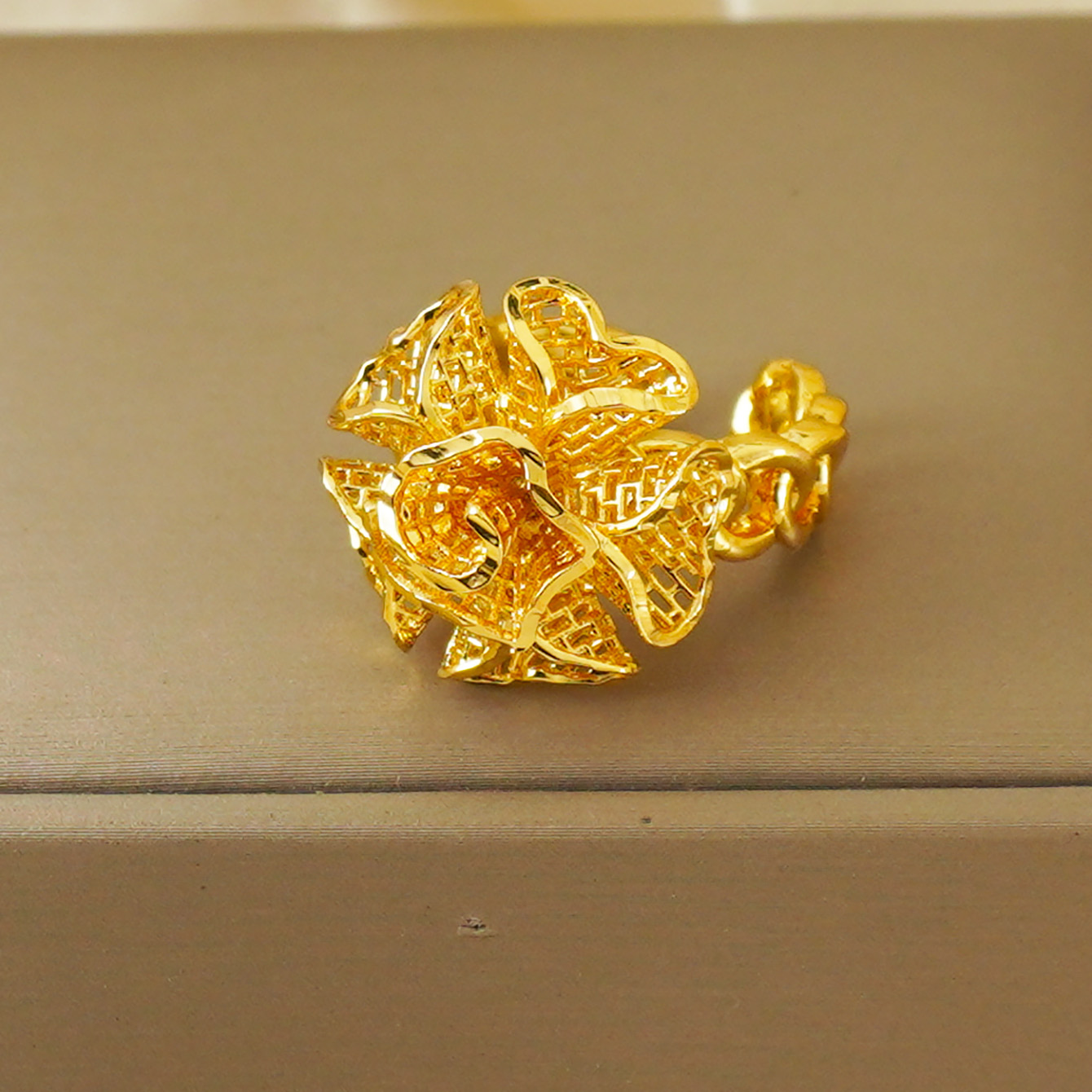 Best selling gold-plated coppe - đánh giá và giá Best Jewelry Watches